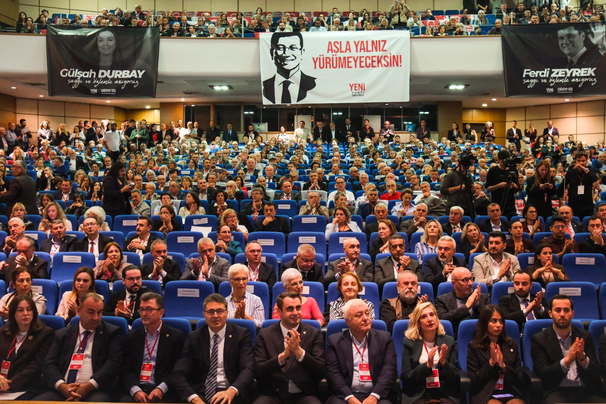 Çağatay Güç’ten Kongrede Demokrasi Ve Değişim Mesajı