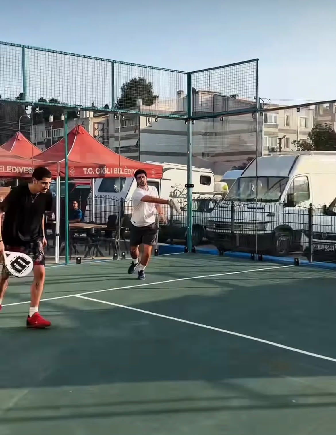 Çiğli’de Cumhuriyet Turnuvaları Padel Kortuyla Başladı (2)