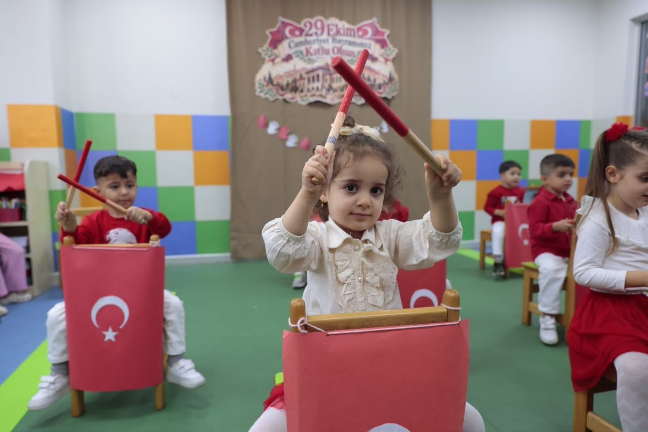 Cumhuriyet Coşkusu Konaklı Miniklerin Kalbinde Yankılandı (2)
