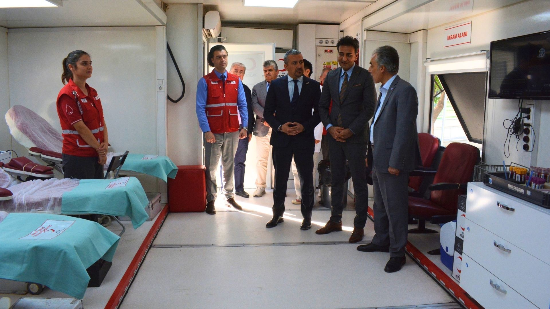 Ege Üniversitesi Ve Türk Kızılay'dan Hayat Kurtaran Iş Birliği (2)