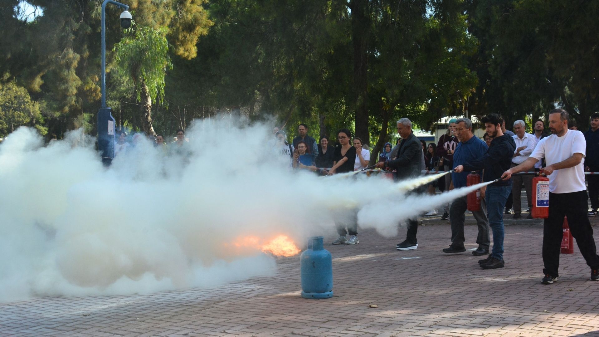 Ege Üniversitesinde Afet Farkındalığına Ve İş Güvenliğine Dikkat Çekildi (8)