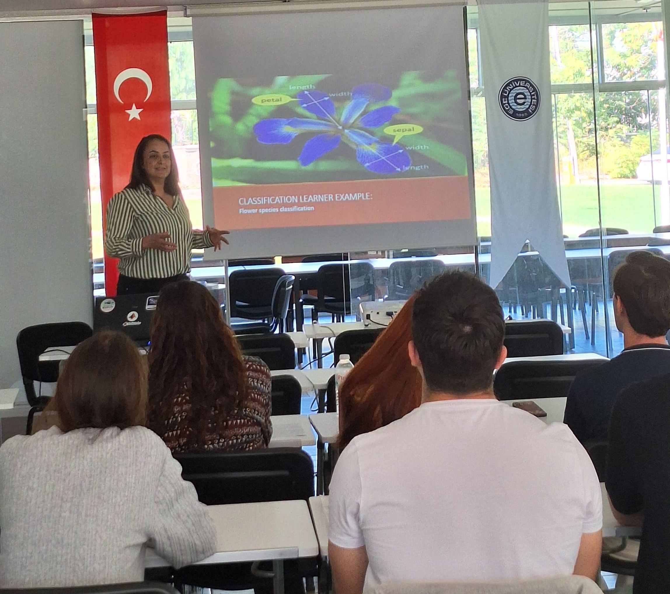 Ege Üniversitesinde Matlab Tanıtımı Gerçekleştirildi (3)