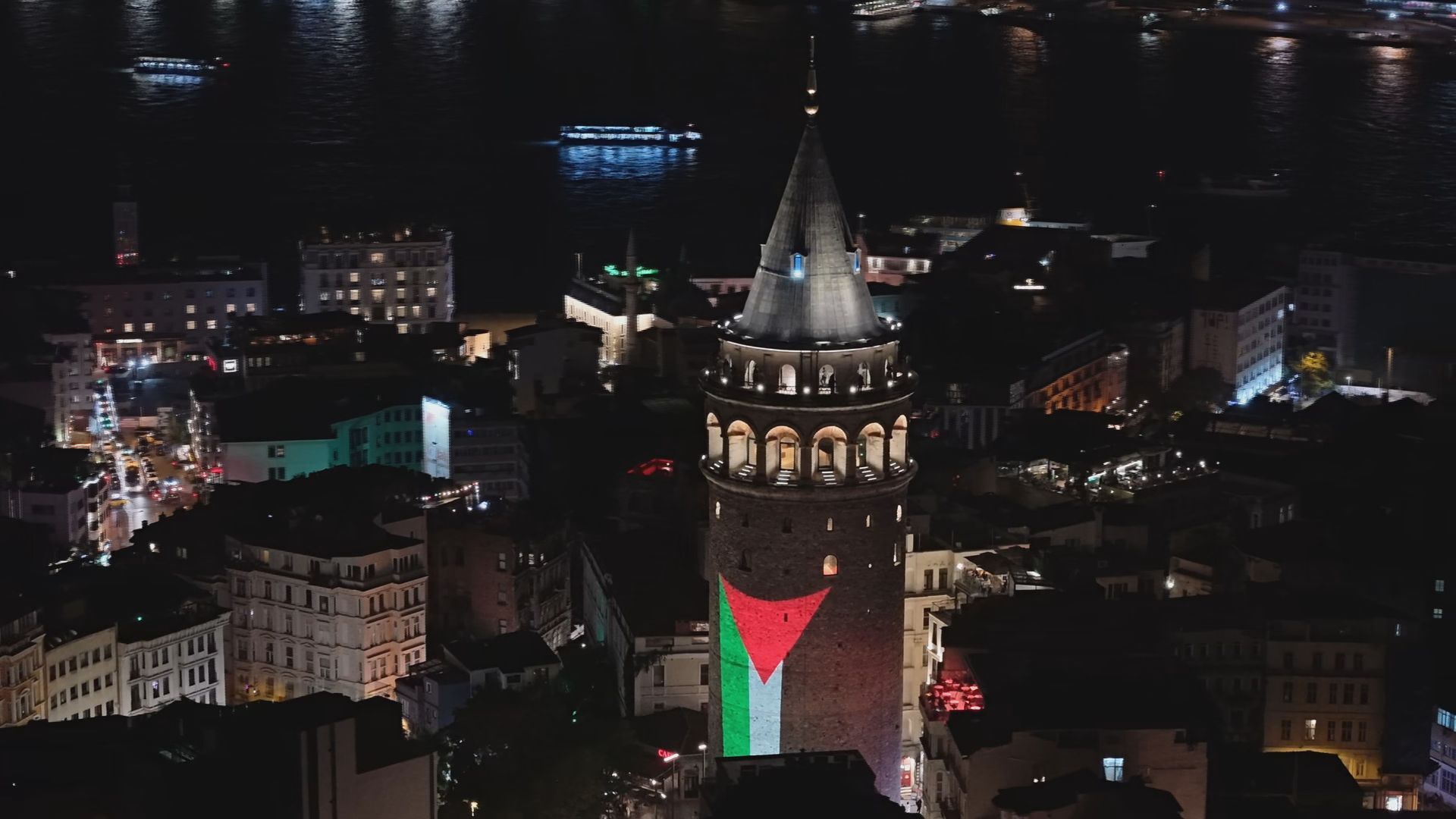 Galata Kulesi Filistin Renklerine Büründü (3)