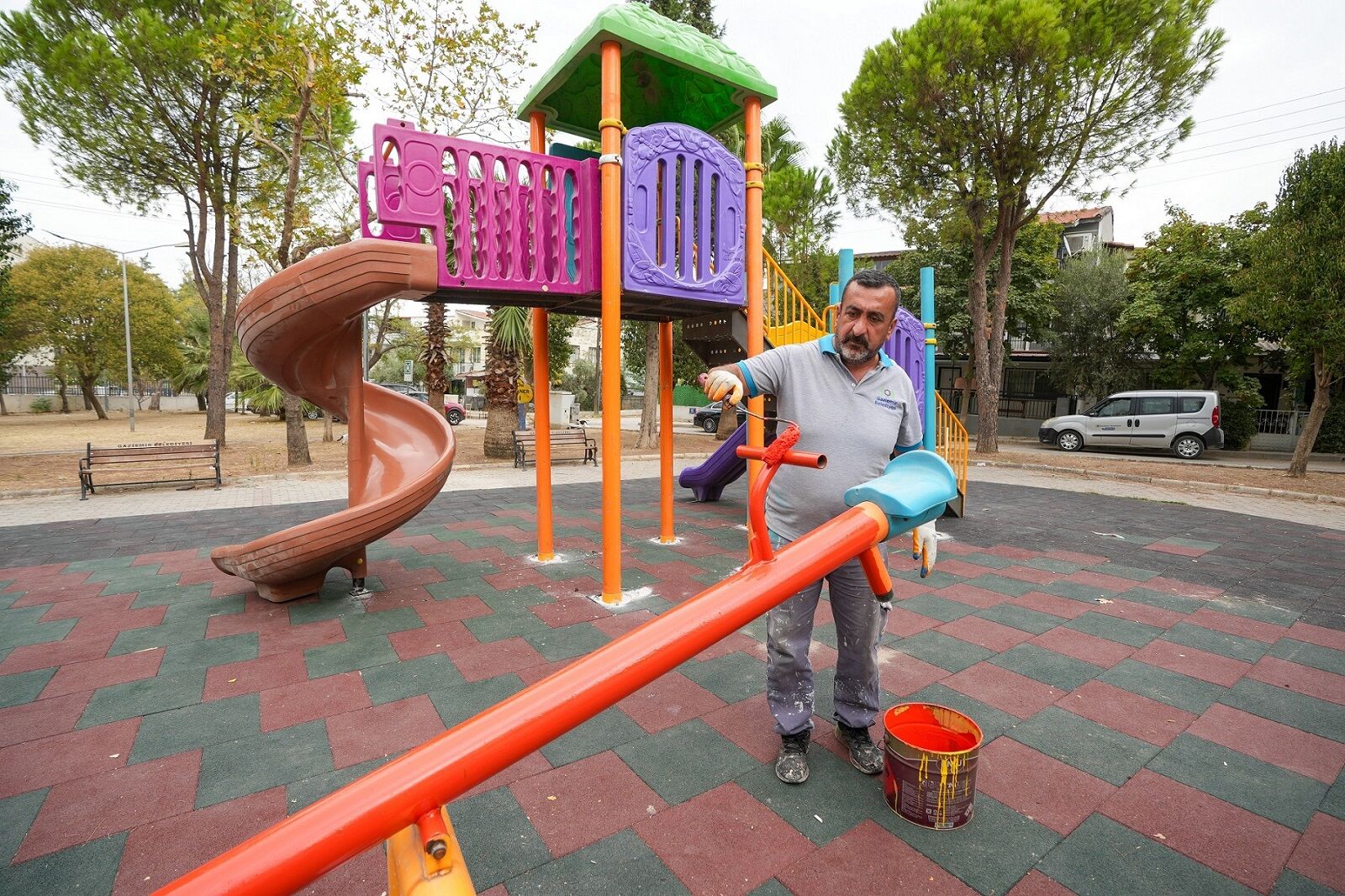 Gaziemir’in Parklarında Bakım Ve Yenileme Çalışması (2)