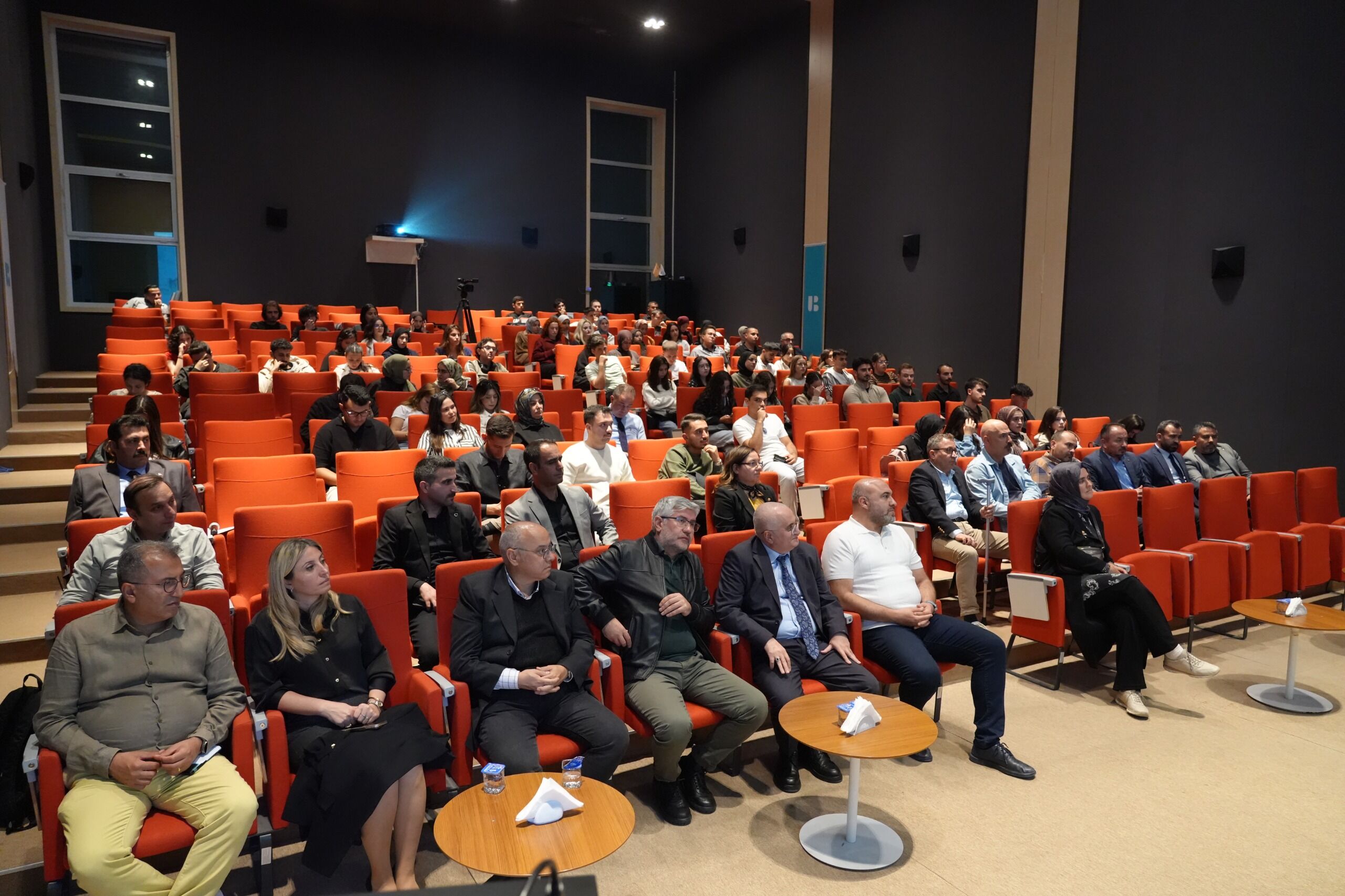 İzmir Bakırçay Üniversitesi’nde Türkiye’nin Geleceği Konuşuldu (3)
