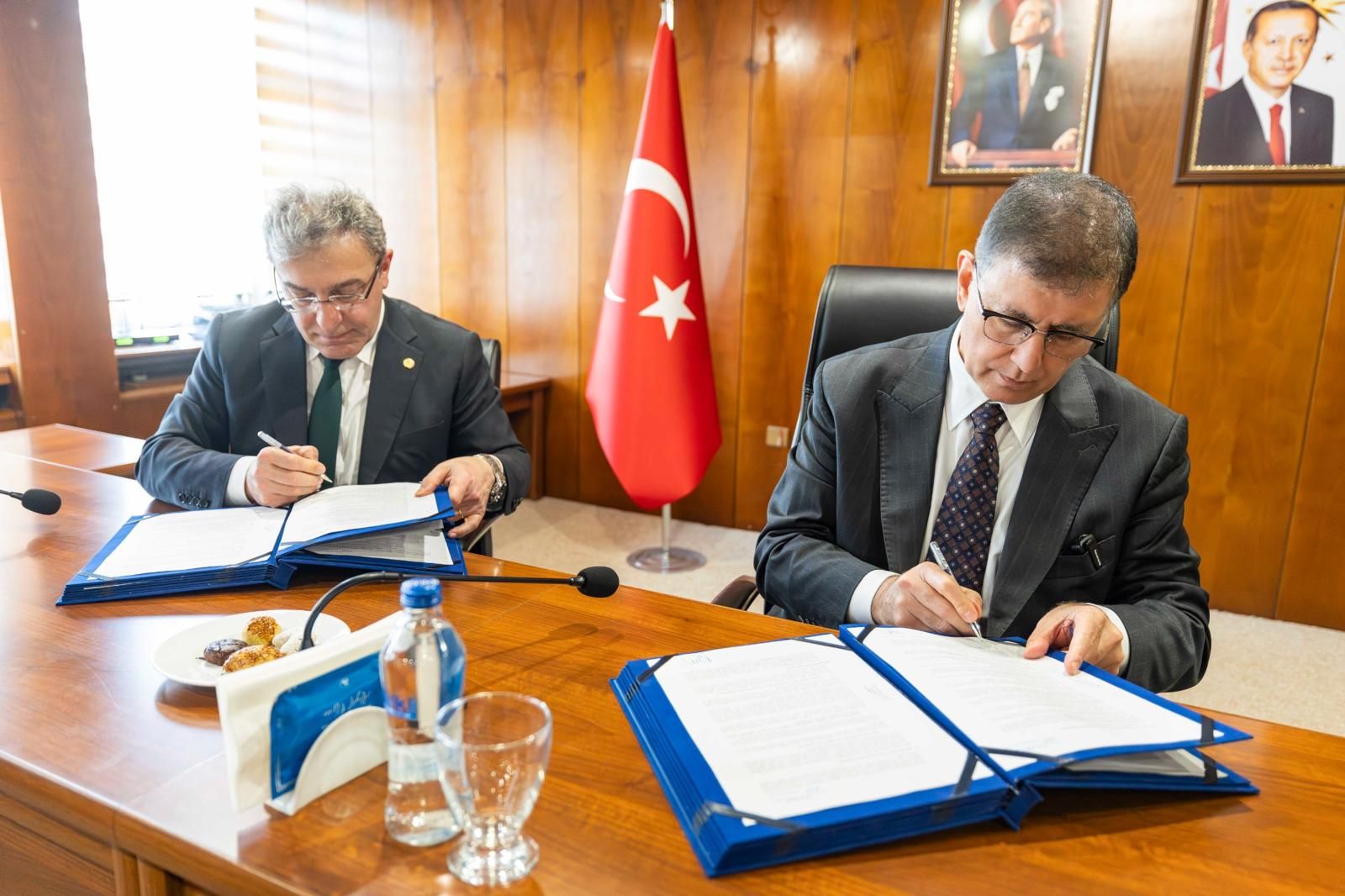 İzmir Büyükşehir Belediyesi, (4)-6