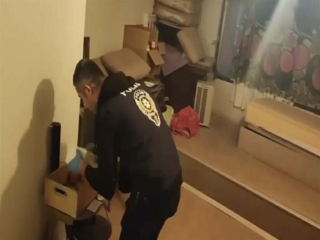 İzmir Merkezli Bahis Operasyonunda 27 Tutuklama (2)