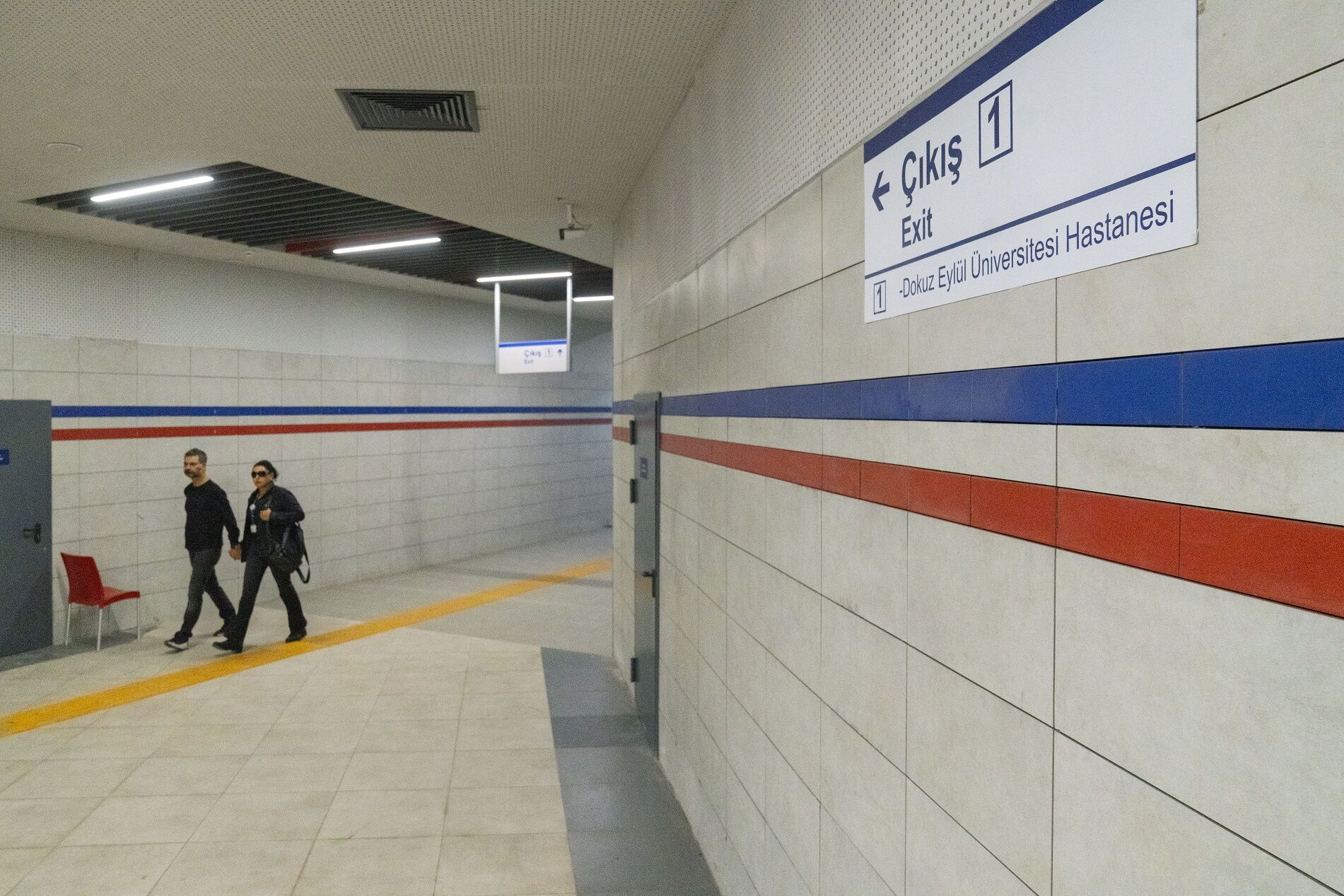 İzmir Metrosu Dokuz Eylül Üniversitesi (1)