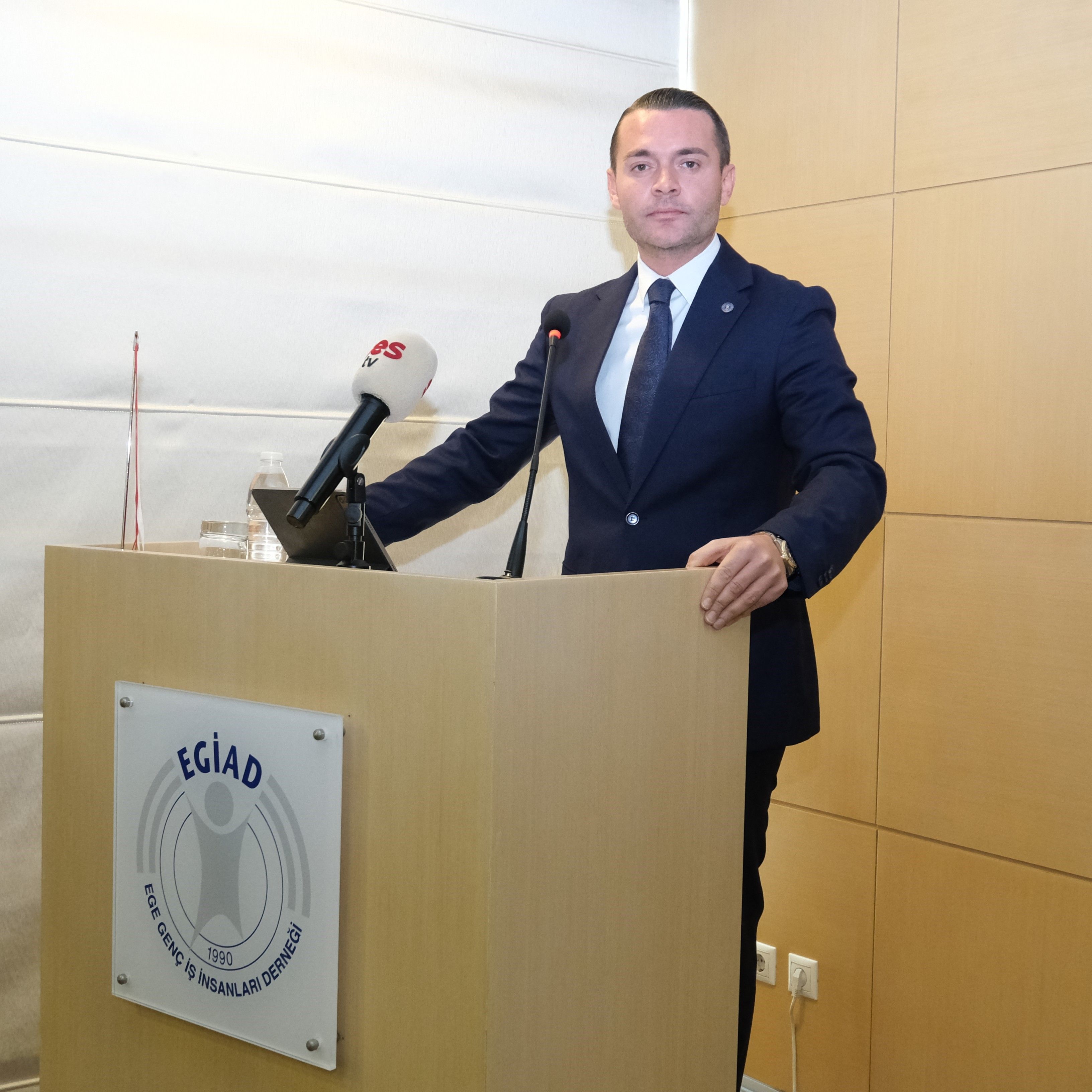İzmir’de Genç Işsizliği (4)