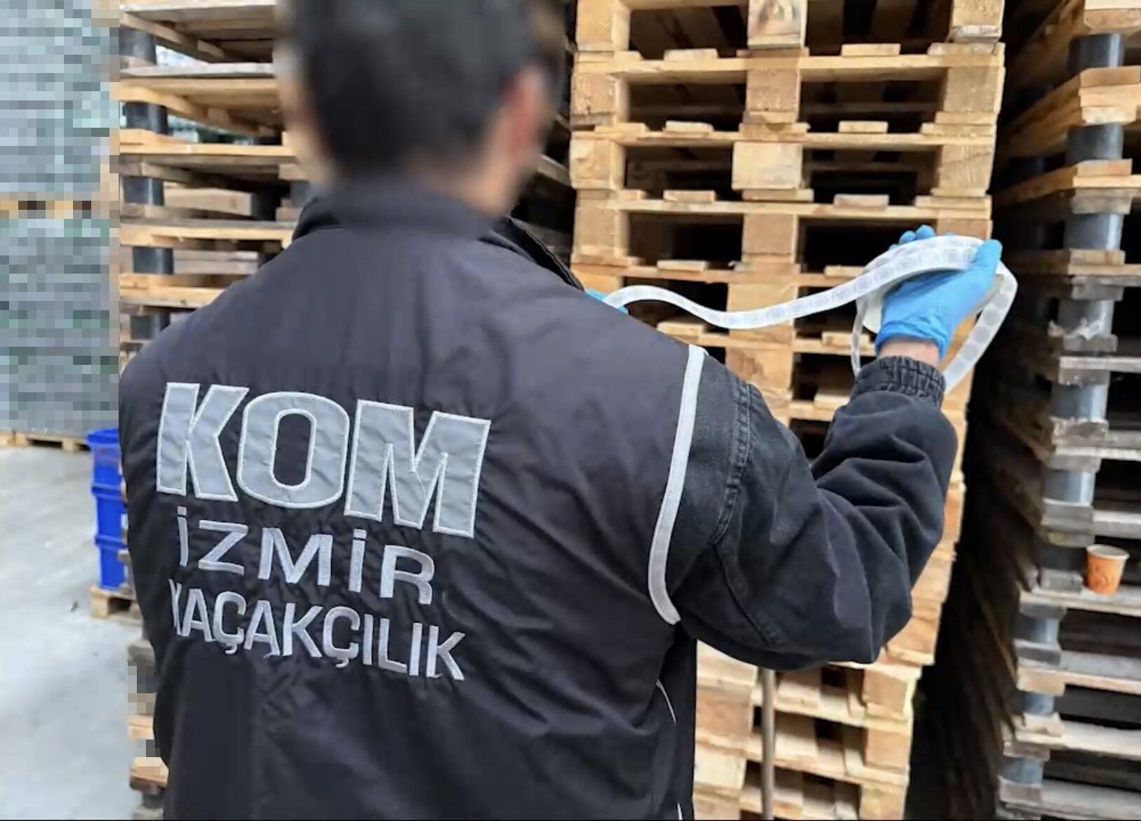 İzmir'de Kaçak Içki Operasyonu (3)