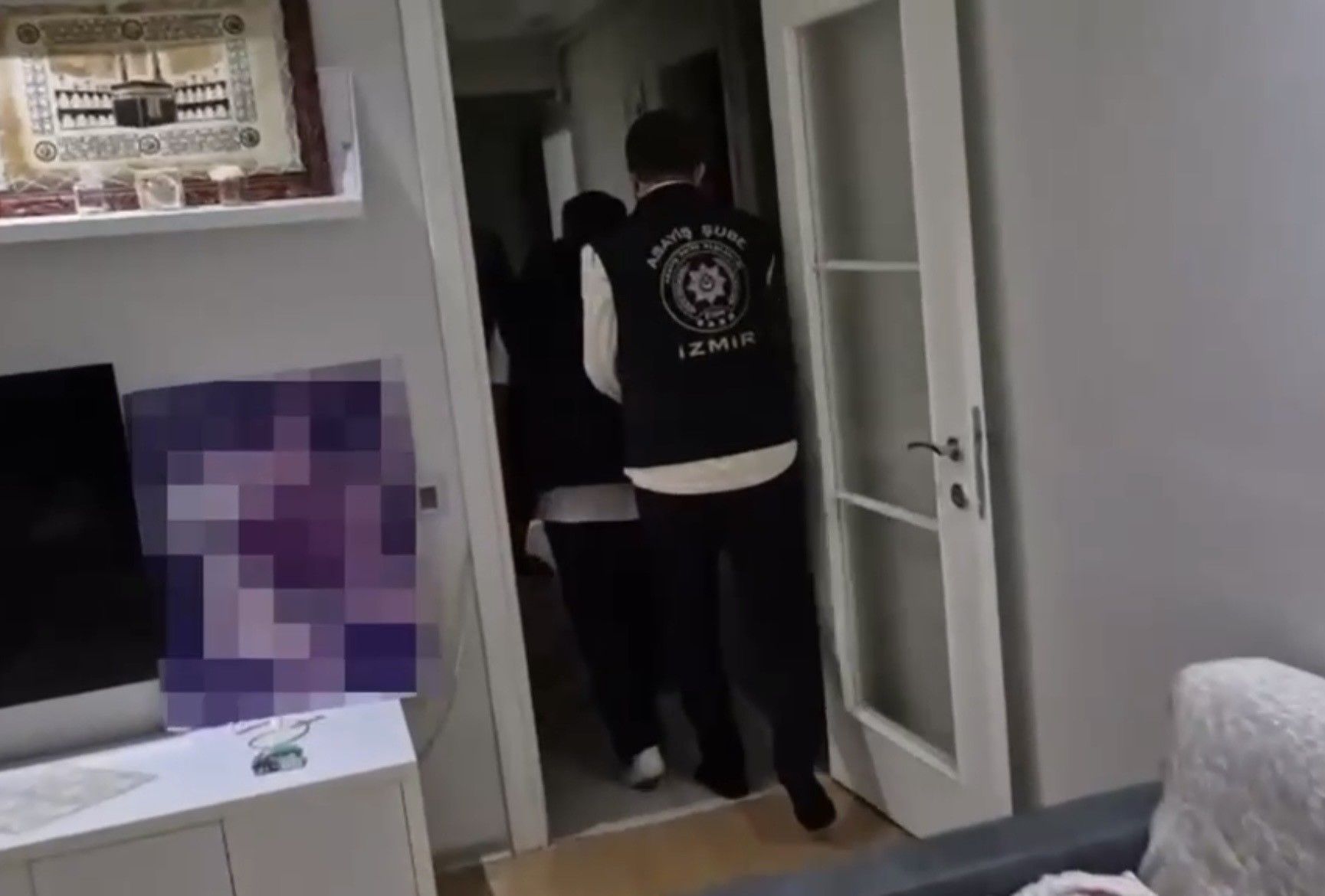 İzmir’de Şafak Operasyonu 164 Şüpheli Yakalandı (3)