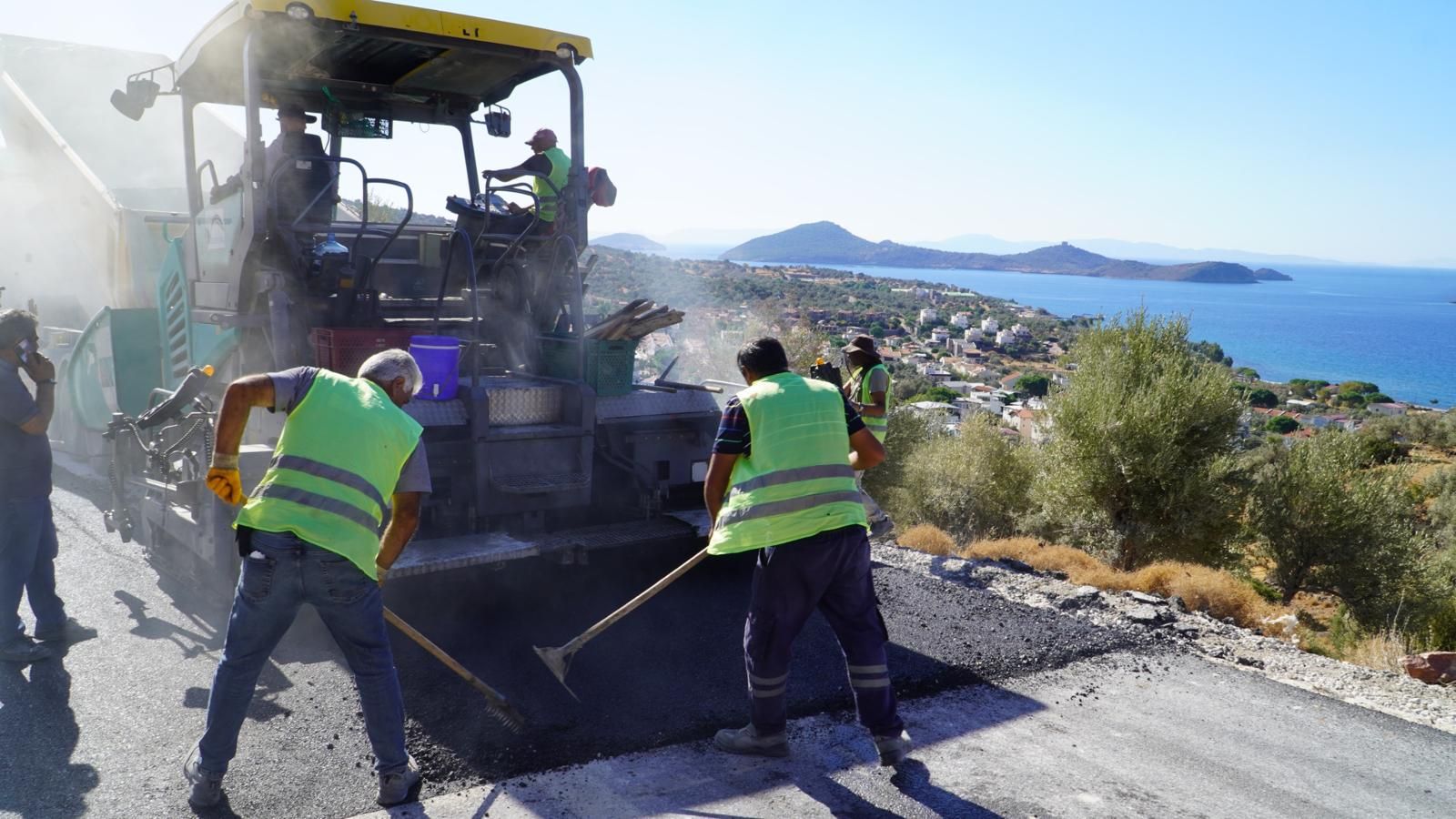 İzmir’in Kuzey Ilçelerinde Yol Yenileme Çalışmaları Devam Ediyor. (1)