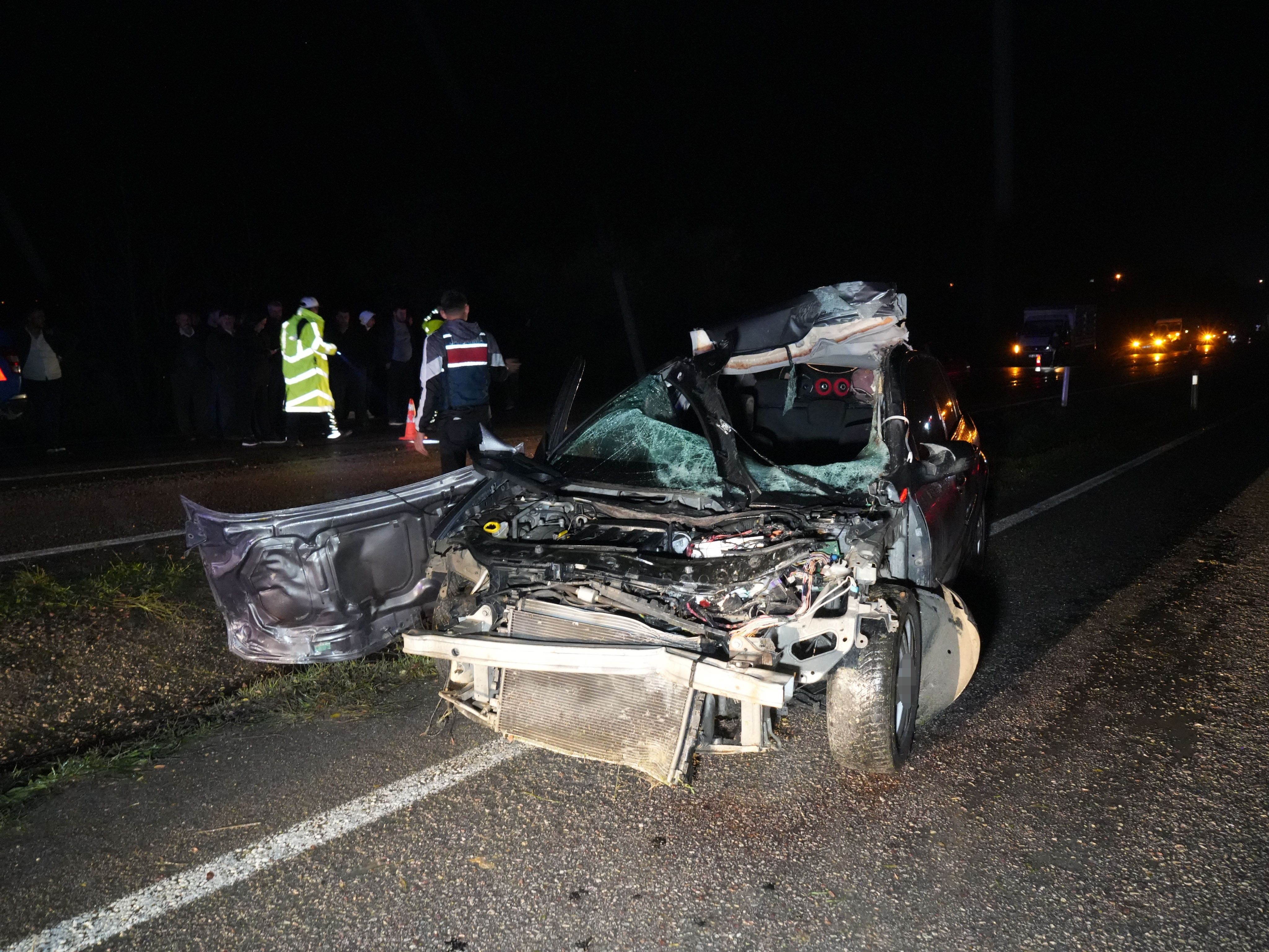 Kastamonu’da Otomobil Büyükbaş Hayvana Çarptı Sürücü Öldü (2)