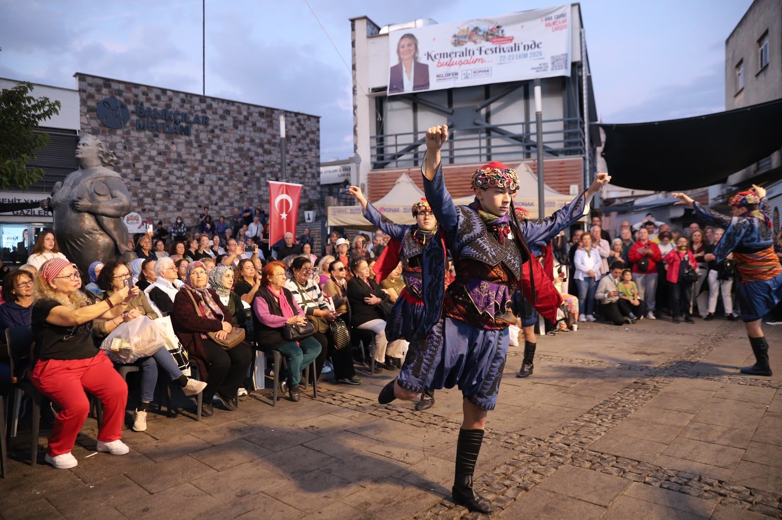Kemeraltı Festivali Esnafın Yüzünü Güldürdü (6)