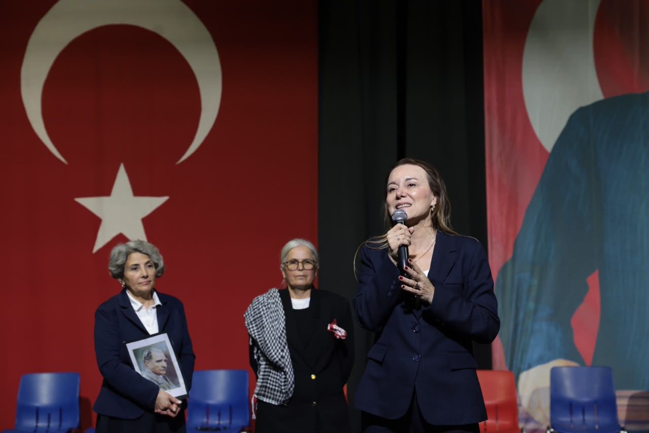 Konak’ın Çınarlarından Unutulmaz Cumhuriyet Gösterisi (9)