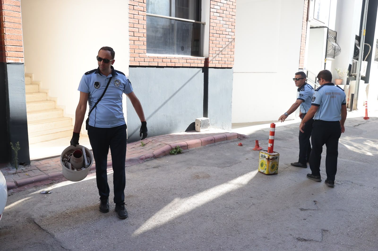 Konak’ta Kaldırım Ve Yol Işgallerine Geçit Yok (3)
