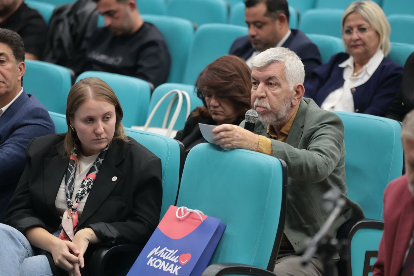 Konak’ta Mahalle Sınırları Yeniden Çizildi (6)