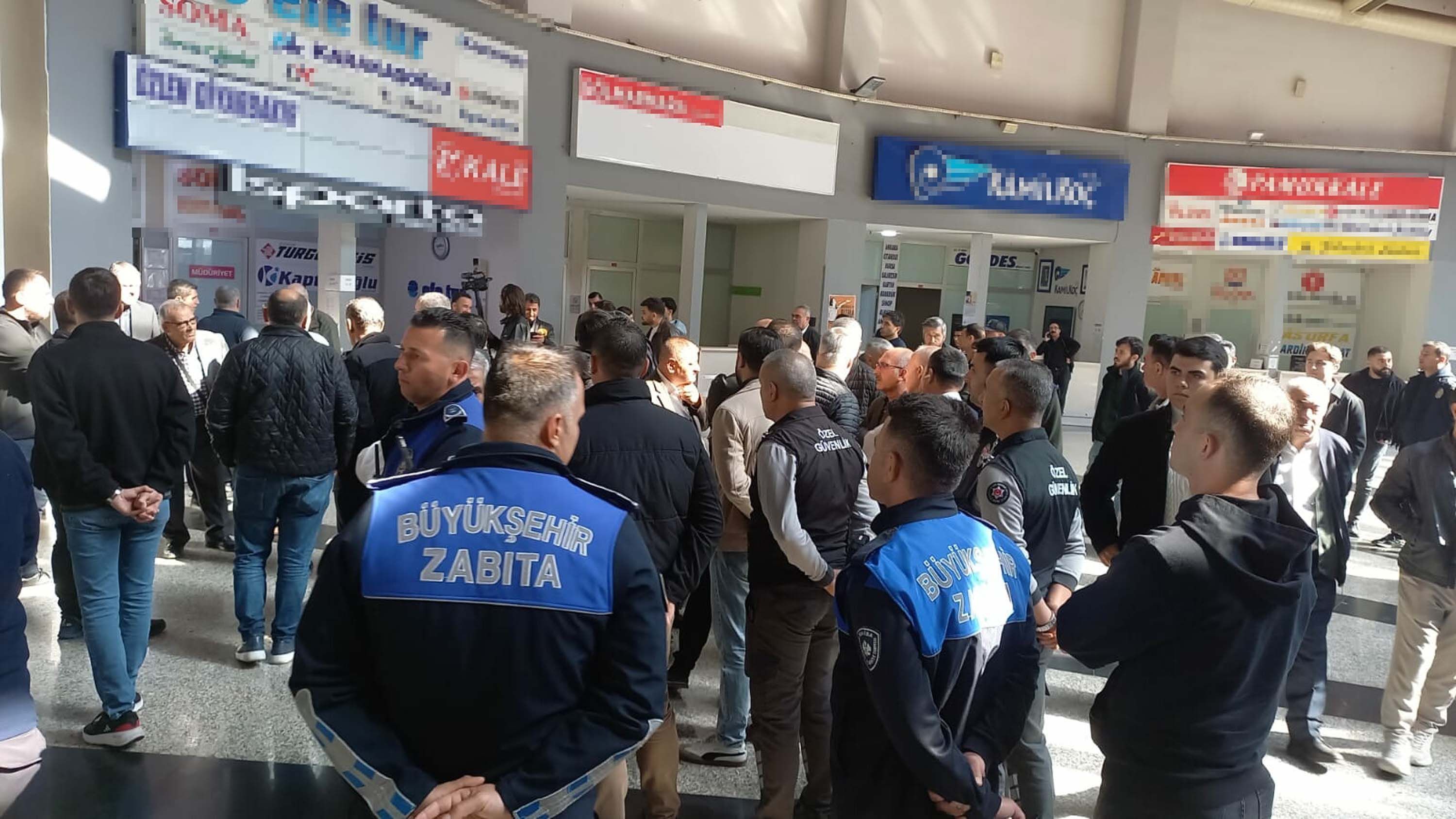 Manisa Otogarı’nda Gişe Gerginliği