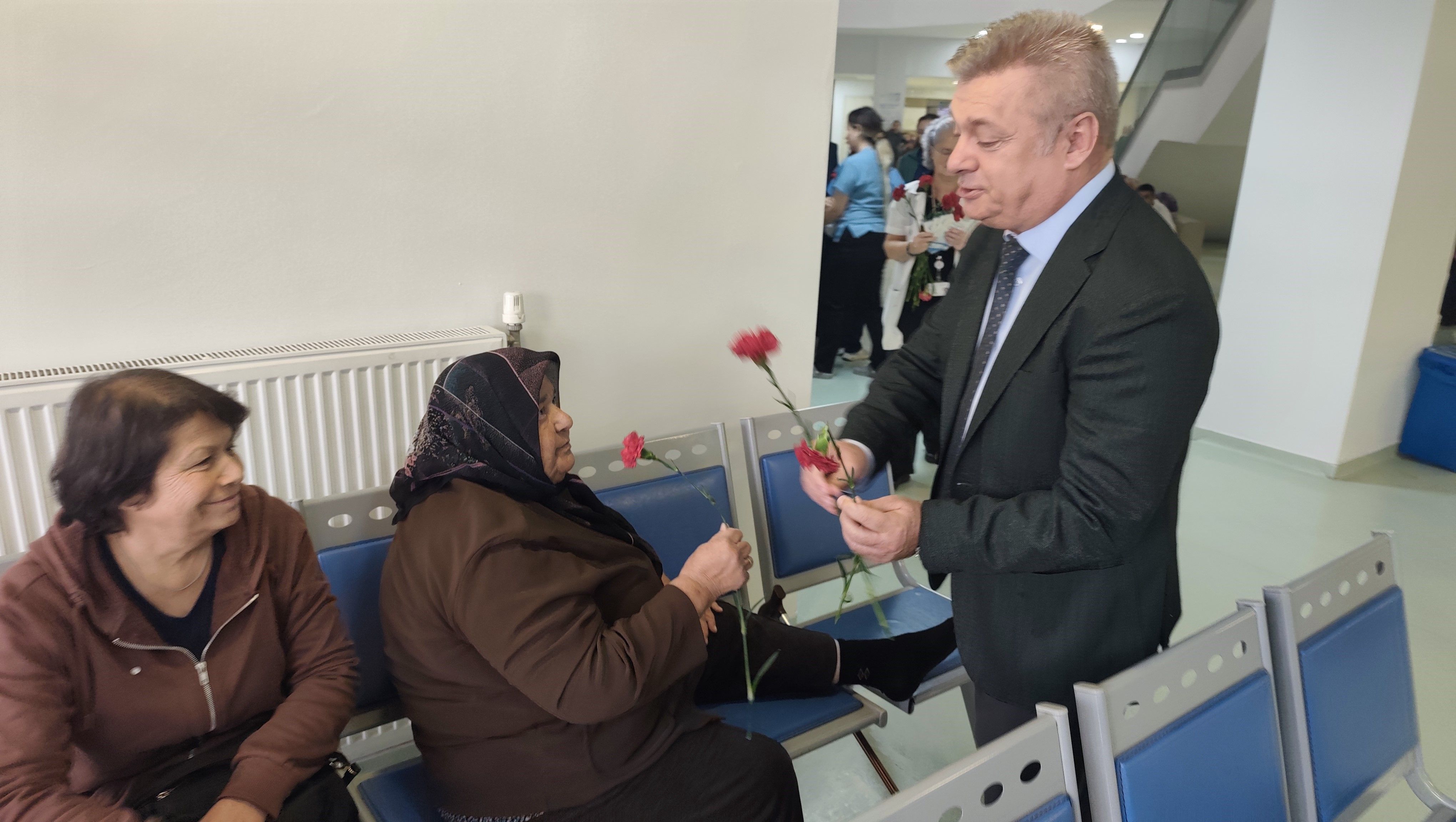 Manisa’da Hasta Hakları Günü’nde Bilgilendirme Etkinliği (2)