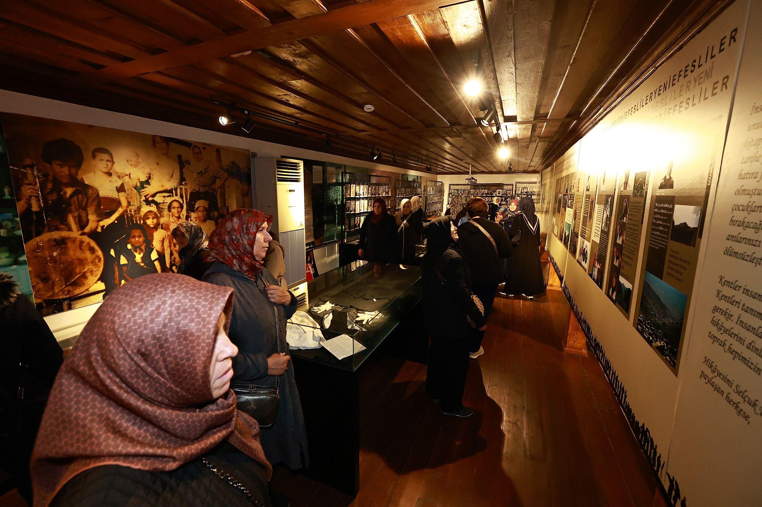 Mani̇sali Kadinlar Efes Selçuk’un Tari̇hi̇ Ve Kültürel Mi̇rasini Keşfetti̇ (1)