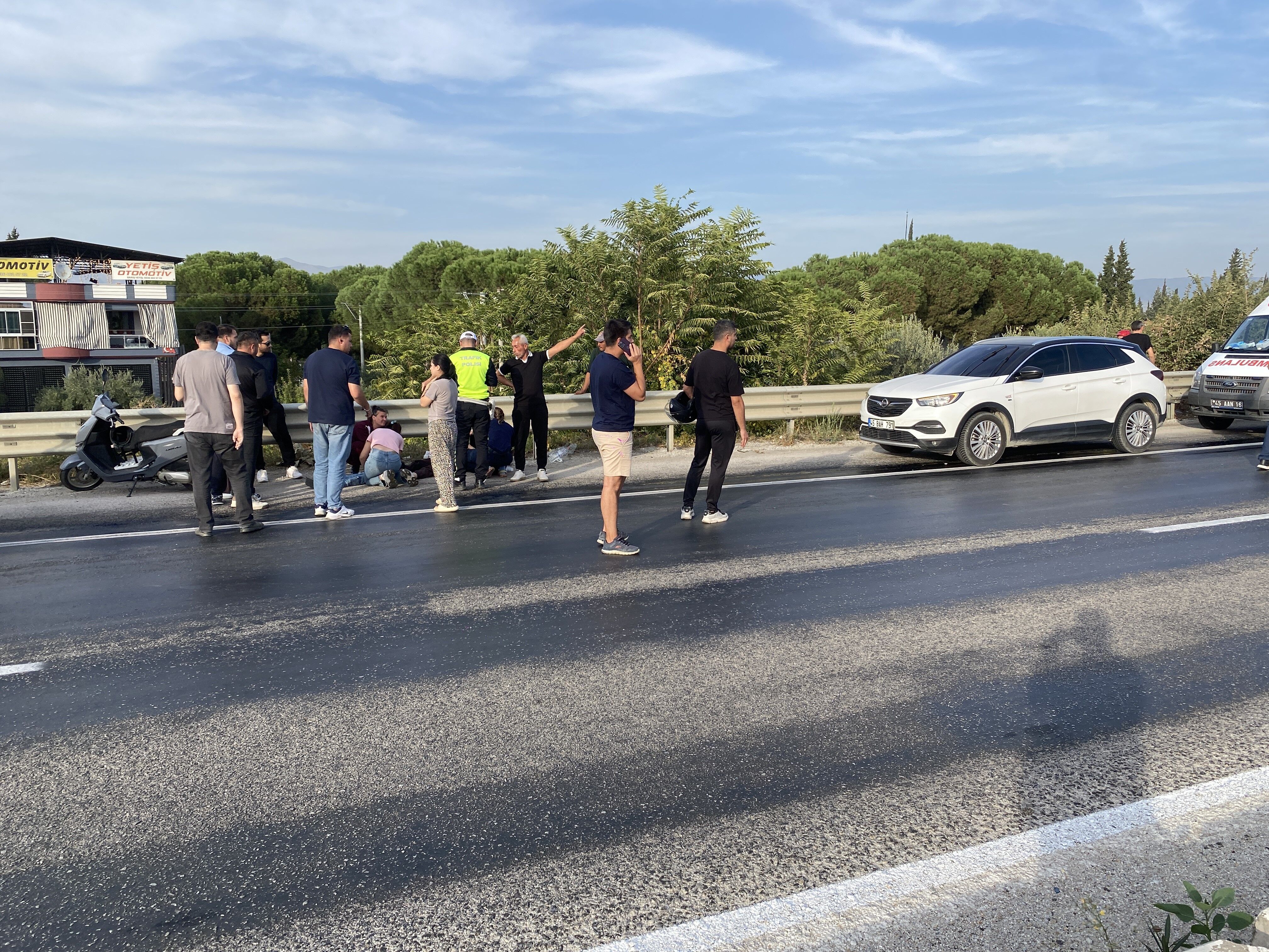 Mazotla Kaplanan Yolda Kazalar Peş Peşe Geldi (3)