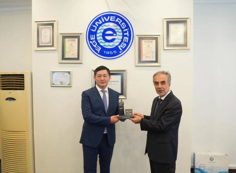 Ege Üniversitesi ile Kazakistan arasında akademik iş birliği