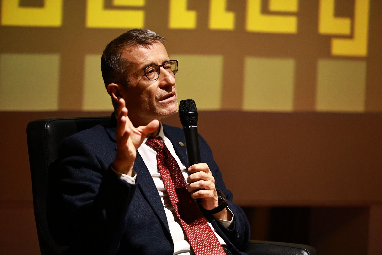 Prof Dr Hakkı Uyar
