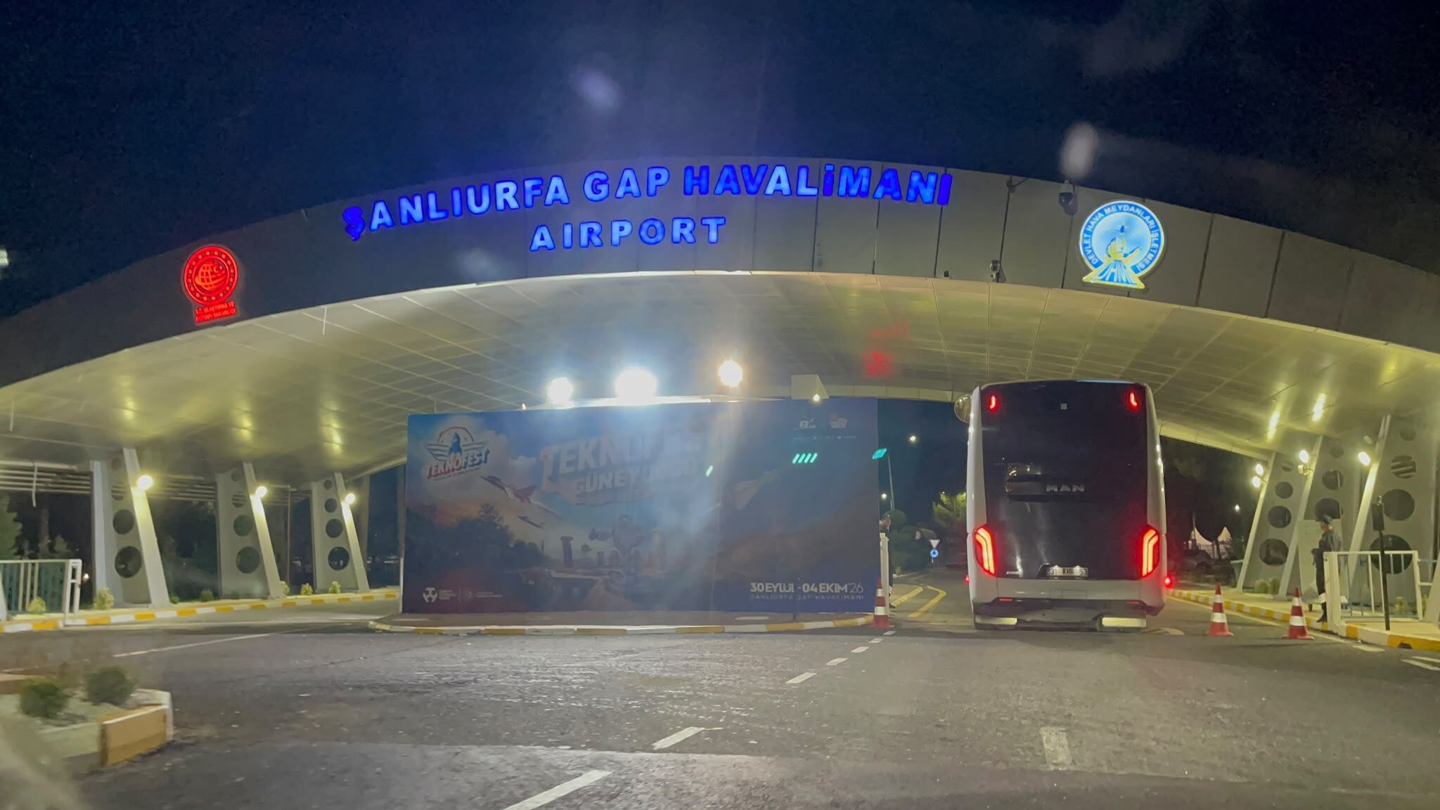 Şanlıurfa’ya Inen Yolcu Uçağında ‘Patlayıcı’ Notu-1