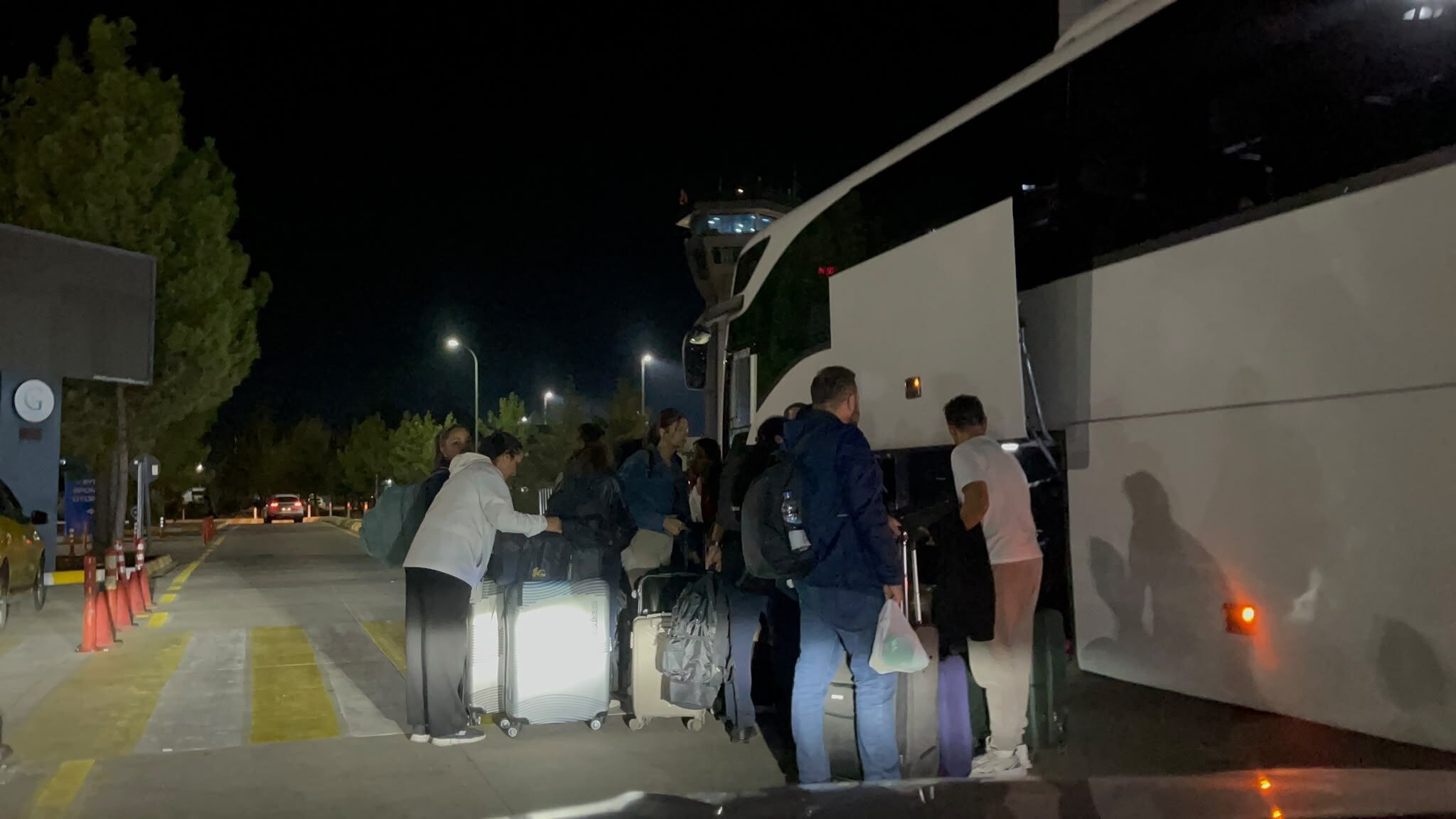 Şanlıurfa’ya Inen Yolcu Uçağında ‘Patlayıcı’ Notu (3)