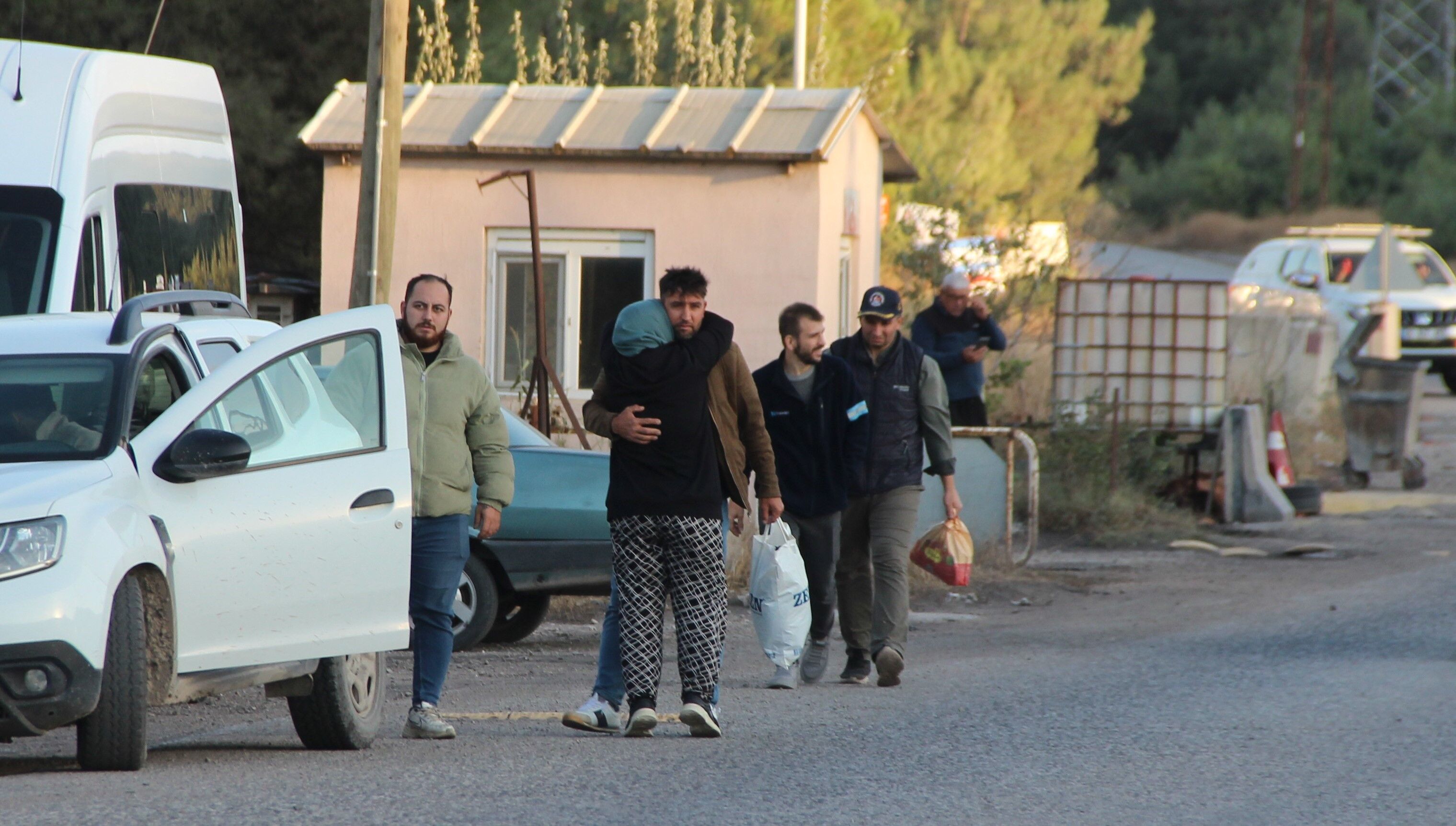 Soma’daki Maden Göçüğünde Acı Haber 1 Işçinin Cansız Bedenine Ulaşıldı (2)