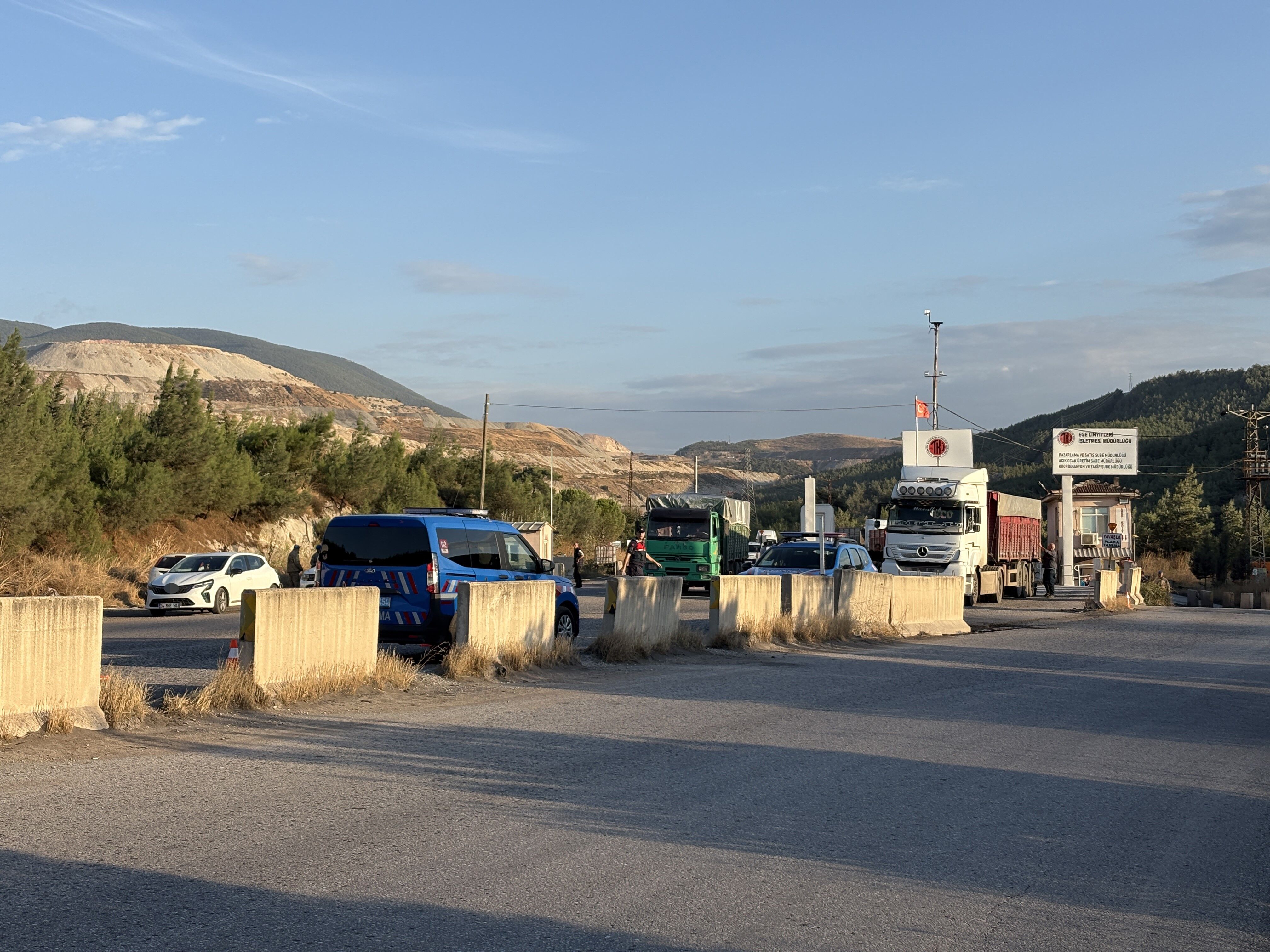 Soma’daki Maden Göçüğünde Acı Haber 1 Işçinin Cansız Bedenine Ulaşıldı (4)