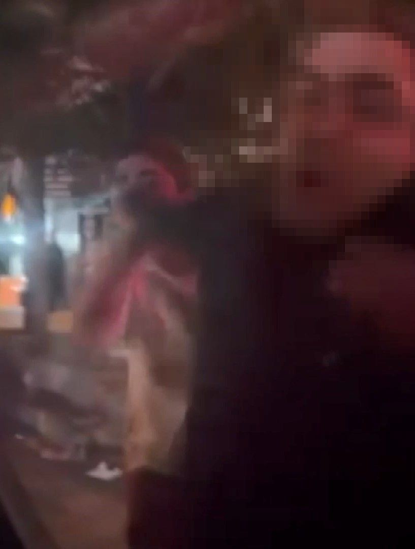 Ümraniye’de Trafikte Tartışma Kadın Sürücünün Aracına Yumruk Attı