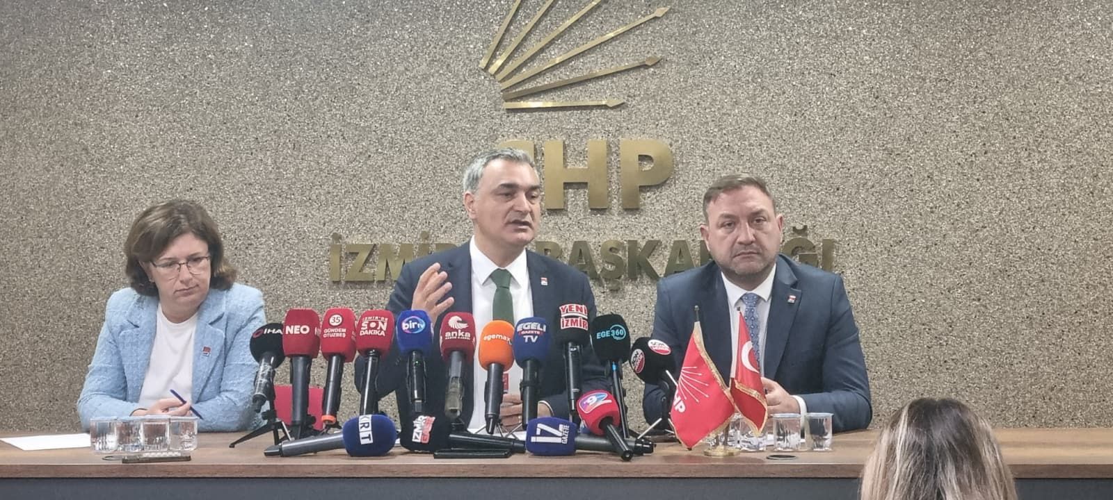 CHP Genel Başkan Yardımcısı Sarı'dan sert adaylık eleştirisi