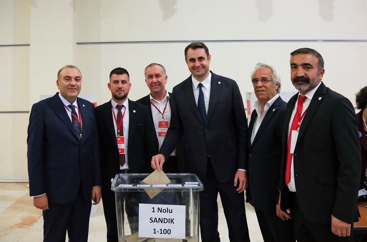 Yeni̇ Parti İzmir’de Yeni Yönetim Belli Oldu 16 Yeni Isim (4)