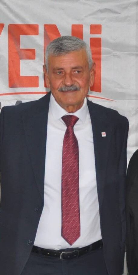 Yeni̇ Parti Selendi İlçe Başkanlığı Kongresi’nde 207 Oy Alan Zeki Özkan, Yeniden Ilçe Başkanlığına Seçildi. (2)
